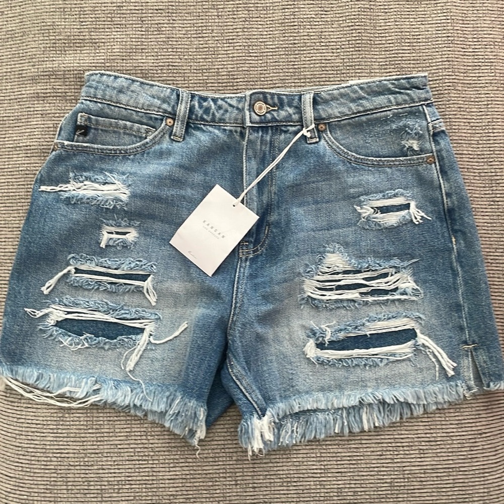 Womens KanCan shorts! Brand new, size 11/29!!